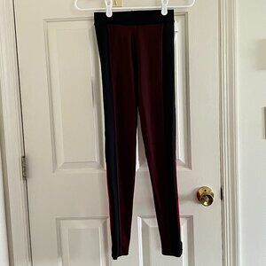 Brand New UNIQLO Athletic AlRism Leggings Size XXS